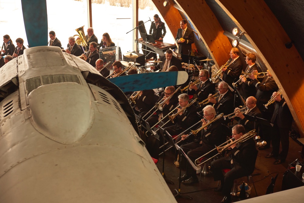 Runway 34 Rotary Club - 1 von 10